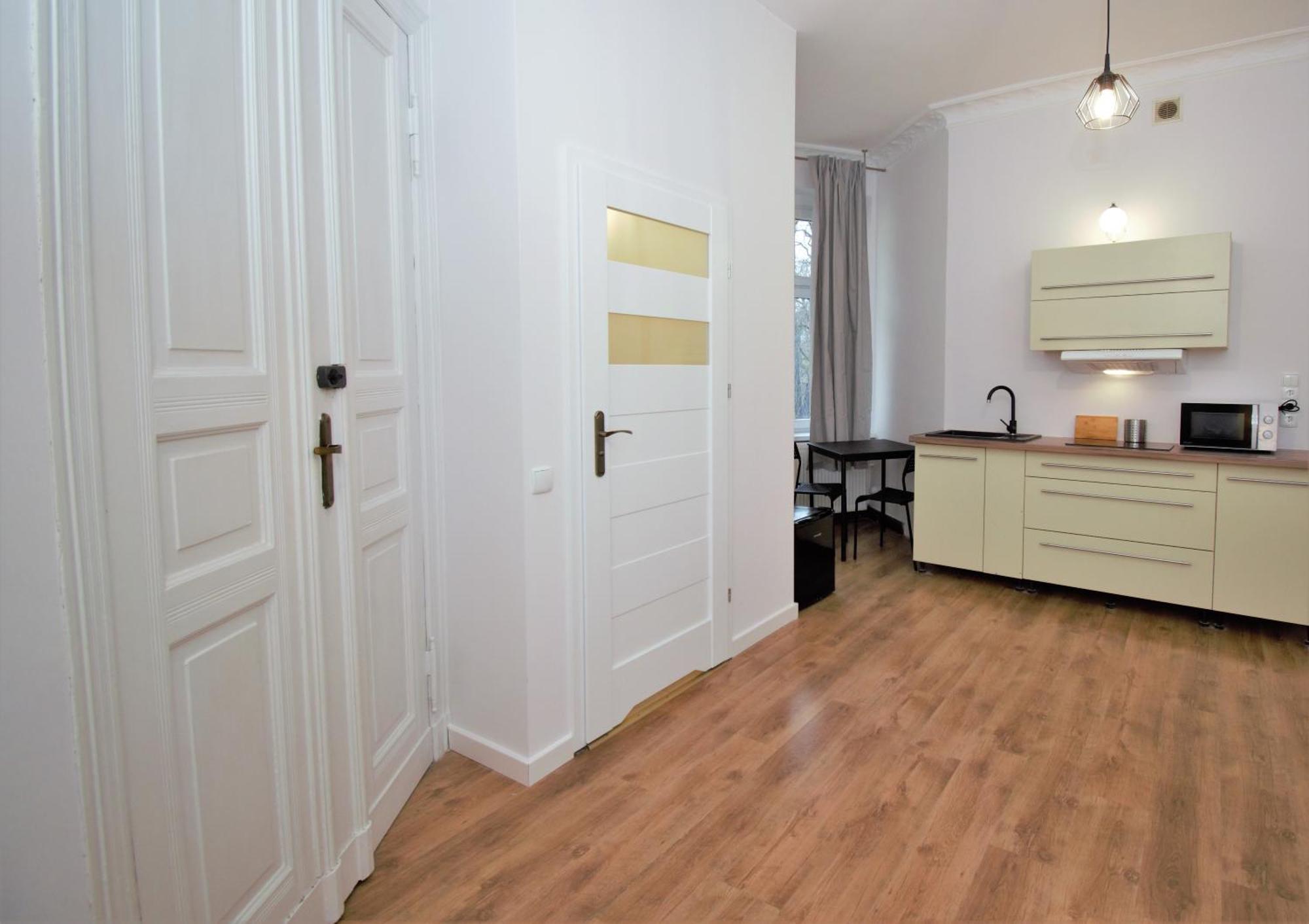 Roomspoznan Pl - Apartamenty I Pokoje Polwiejska 20 - 24H Self Check-In Buitenkant foto